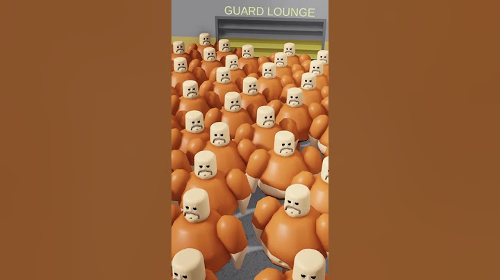 😨 BARRY WOMAN VS 100 PRISONERS IN BARRY'S PRISON RUN #Roblox #Shorts