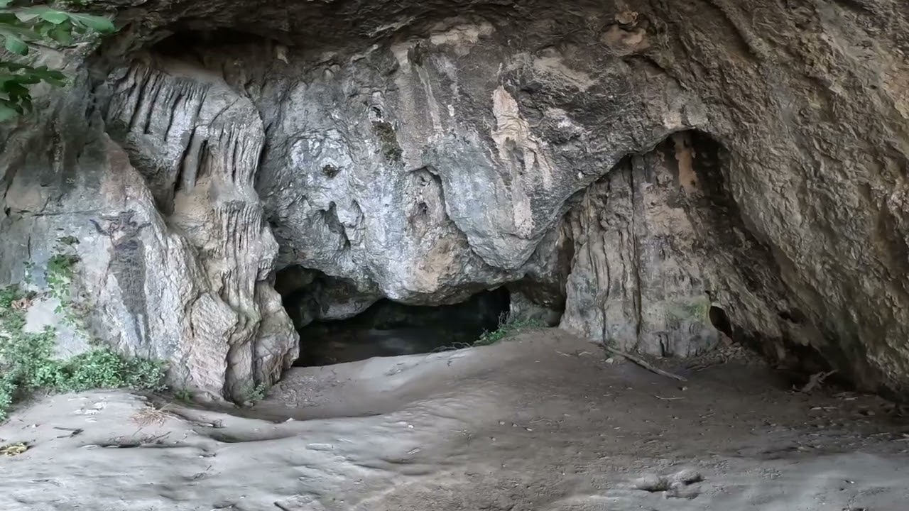 Calanques de Marseille : les 3 grottes de Marseilleveyre