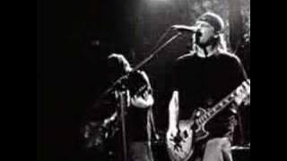 Download lagu Puddle Of Mudd - She Hates Me (live)