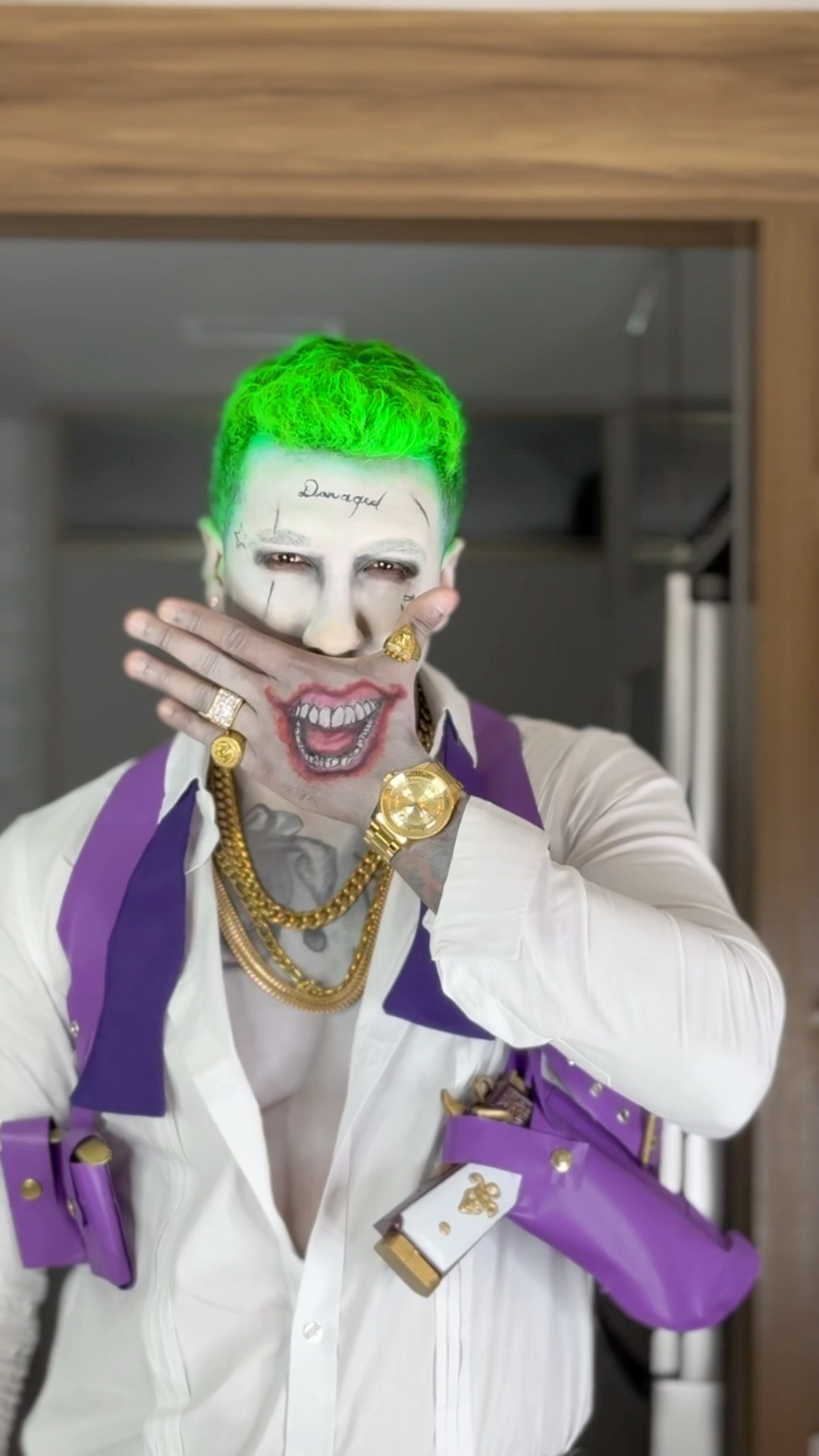 MAKE IT STOP! #makeup #transition #joker #apollosant #short