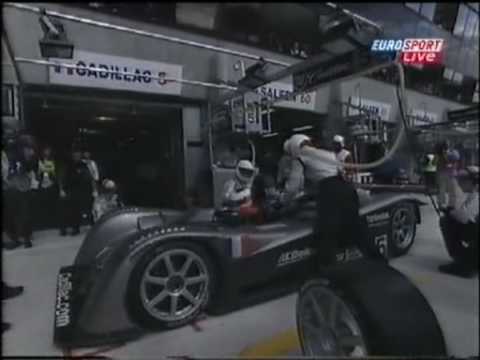 2001 - Le Mans - Jamie Davies loses a tyre