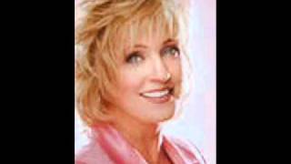 Watch Connie Smith Born A Woman video