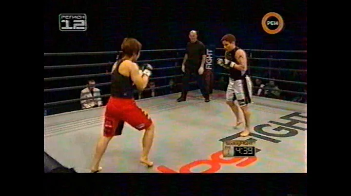 Hitomi Akano vs Amanda Buckner.