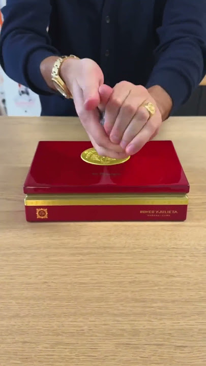 #Cigar #ASMR #Unboxing of the Romeo Y Julieta Linea de Oro Hidalgos