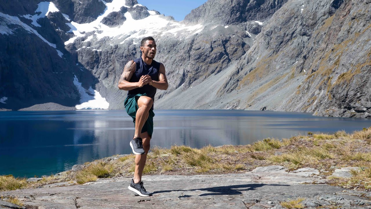 LES MILLS FILMING Fiordland National Park - New Zealand Outdoor Fitness 