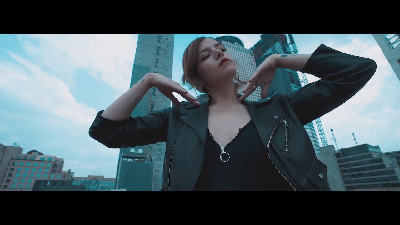 B.Vou & Fer Casillas - Viene y Va