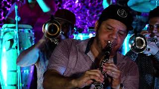 La Original Banda El Limón - Que me digan loco - En vivo