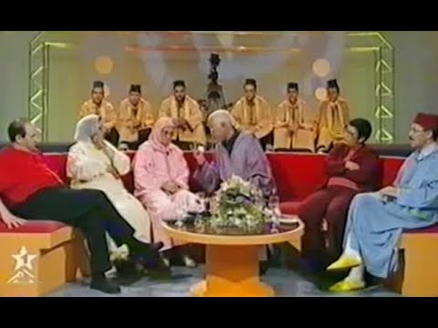 الشيخة الحامونية في تكريم لفاطنة بنت الحسين دامي وبراول