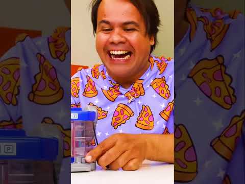 Vamos lavar o carro do Menino Gato! #carros 🌟 #herois #infantil #menino #brincadeiras #brinquedos