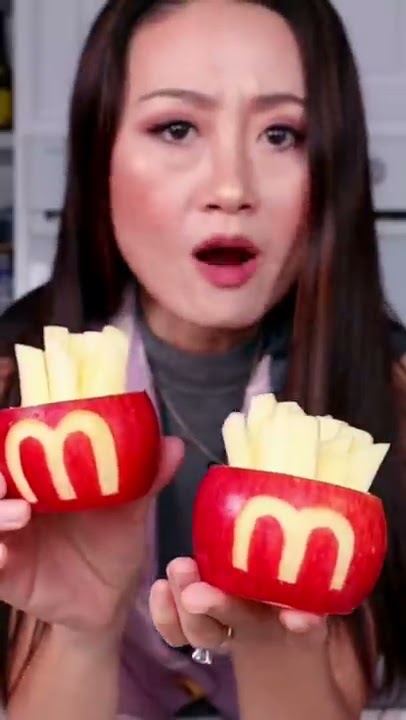 How Chinese Mom trick her kids to eat apples, their reactions…