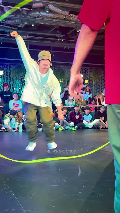 Think Raygun could do it better? 🔥💥 #dancevideo #dancer Jump Rope Dance Double Dutch