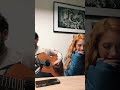 encontré este borrador cantando con kasti que capo kasti lo bien que toca la guitarra
