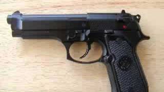 Detektyw Inwektyw (Tomasz Łysiak) - Beretta Detektyw Inwektyw (Tomasz Łysiak) - Beretta