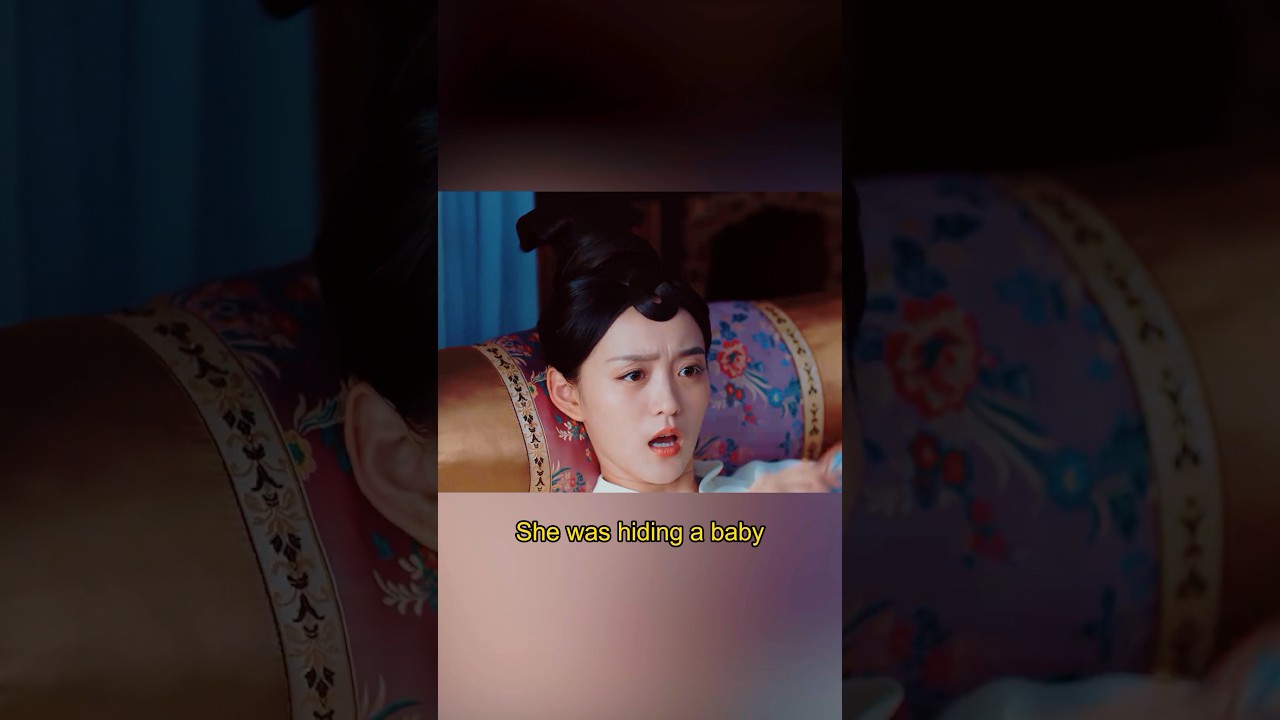 Женщина беременна, но боится об этом сообщить. 