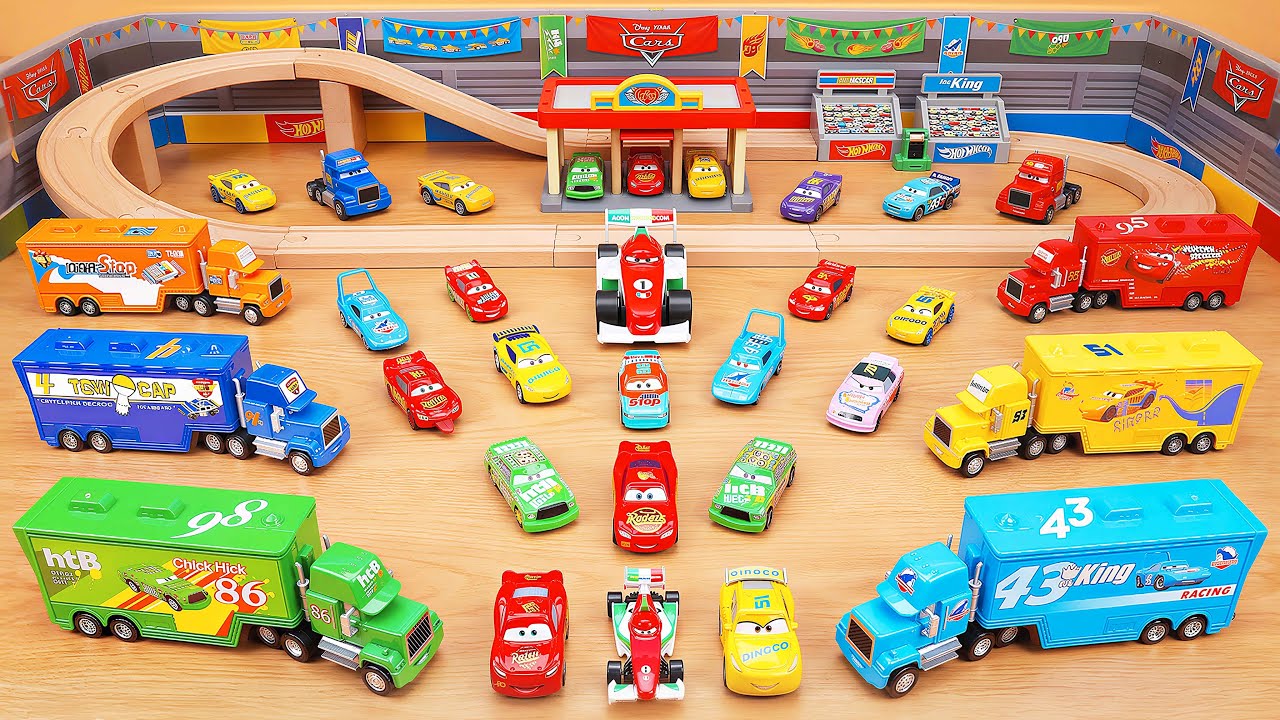 Disney Pixar Cars Unboxing Review | Lightning McQueen | Mattel Disney Pixar Cars Glow Racers Playset