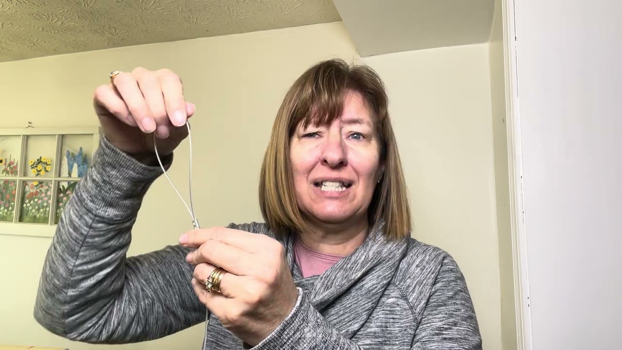 Sunnydaze 6 inch Glass Mosaic Hanging Bird Feeder Review