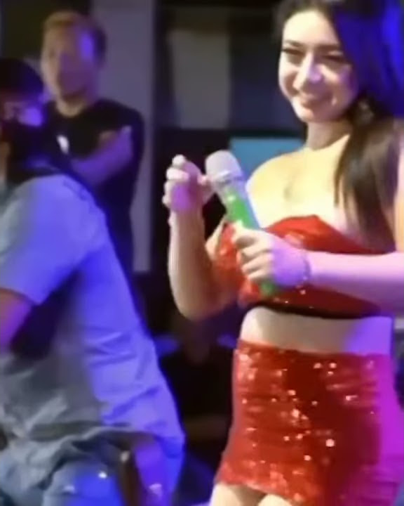 Desy tata goyanganya ngeri sekali lagu kepaling