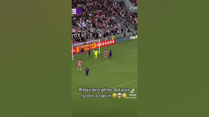 These commentators glazing is crazy #football #ronaldo #soccer #messi #funny #funny video y