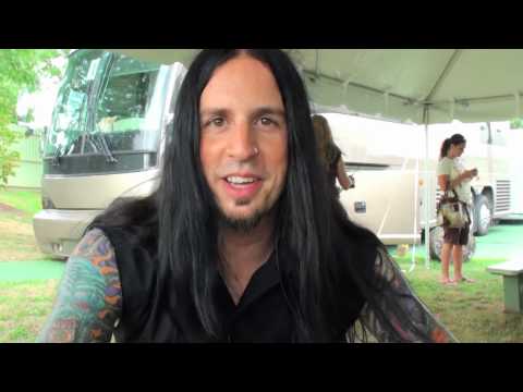 Jeremy Spencer Interview and his beast of a Drum R...