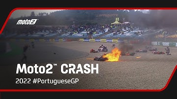 Multiple rider crash brings out the red flag in Moto2™ | 2022 #PortugueseGP