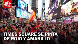 Aficionados españoles abarrotan Times Square tras ganar el Mundial