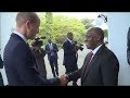 Mazungumzo Ya Rais Magufuli Na Prince William Akimpokea Ujambo Habari Gani