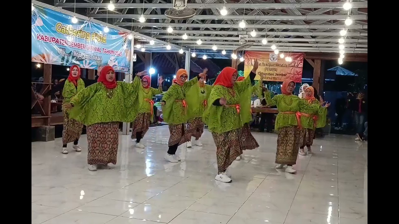 gerajakan banyuwangi line dance, choreo gandhi elia, demo by sakinah line dance