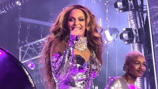 Cuff It Live Front Row - Cardiff - Renaissance World Tour 2023 - Beyoncé Resimi