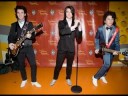 Jonas Brothers Wax Figures!! ***Links to other wax...