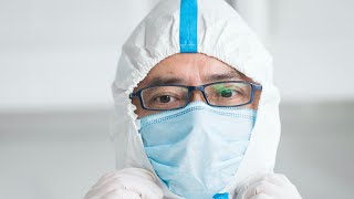 Celebrity It's not just an economic recession... it's a democratic recession: Richard Haass Net Worth