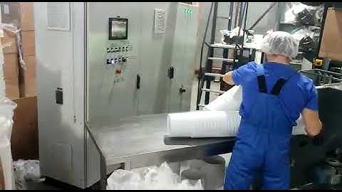 Dry Offset machine for pails installed and video sent by customer from Europe! www.winnerscreen.com