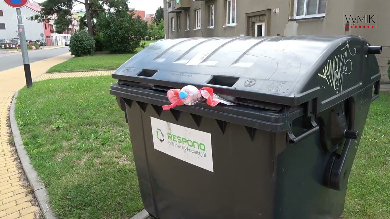 Vykrádání tříděného odpadu