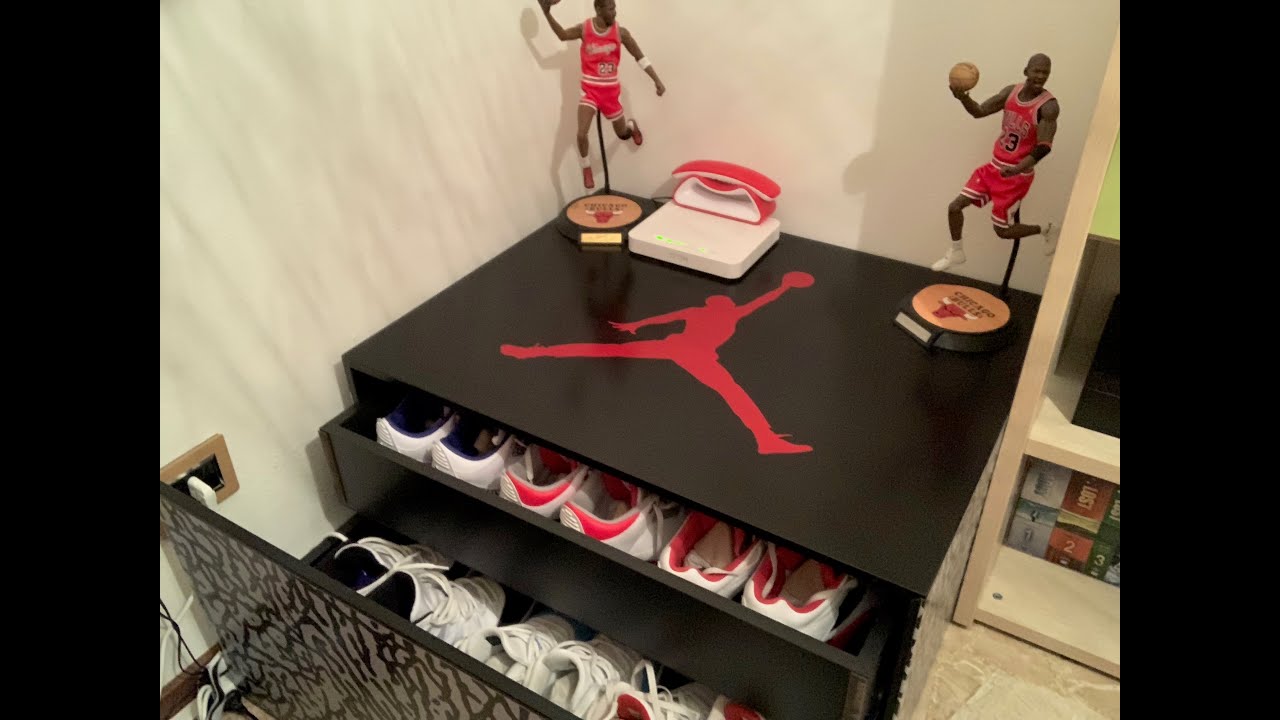 SCARPE JORDAN 1 MID \
