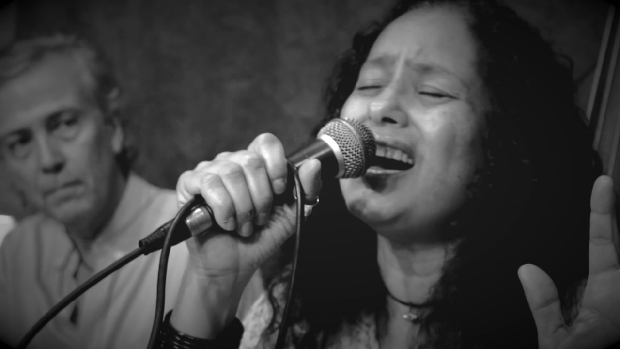 Procura - Glorinha Lattinni e Renato Pfeil - [Musical]