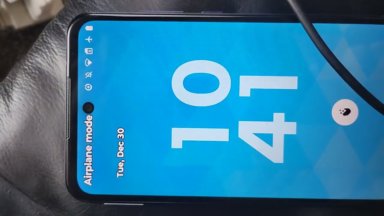 Dollar store owner distraction beeping Van alarm instructions given on command signal 🚦