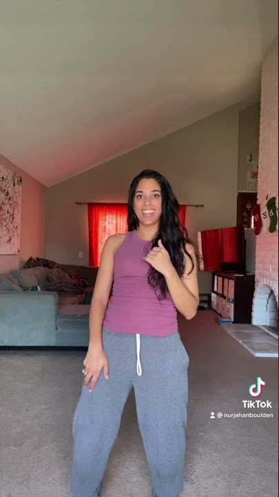Belly dancing to dabke music is even more fun than dancing to belly dance music sometimes 😆