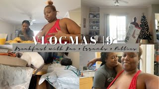 VLOGmas DAY 9| MAKING BREAKFAST, RUNNING ERRANDS, + THE KITTIES| ChiefTan