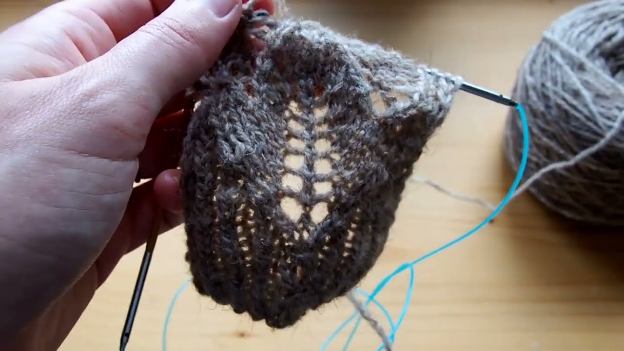 Lace Knitting Basics (yo, ssk, k2tog, k1 k2tog psso) - YouTube