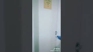 A Mãe Batendo Nas Crianças