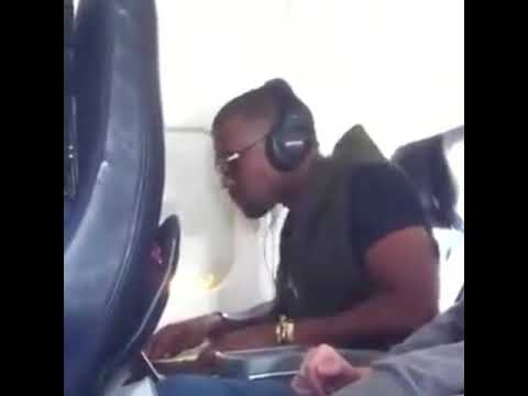 kanye-west-on-the-airplane-making-beats-meme