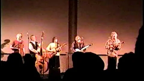 Debbie Sorensen Boeh sings "High Lonesome" with Sw...