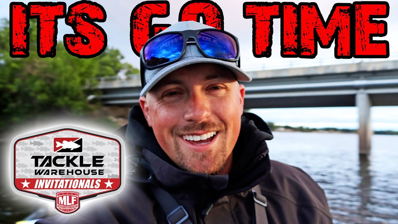 Профессиональный турнир, день 1! ЧЕМПИОНАТ MLF TWI! Рыбалка на реке Миссисипи! (КРУПНЫЙ ОКУНЬ!)