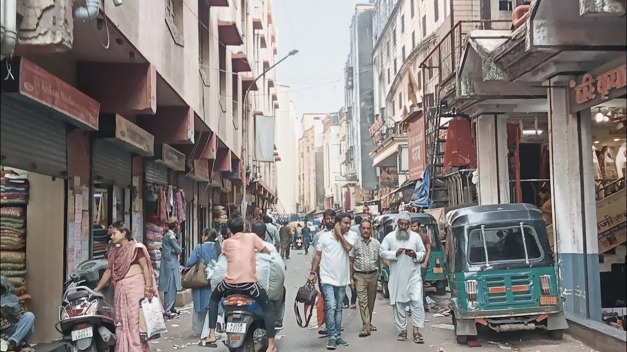 Begamwadi market  Surat ka kapda bajar 