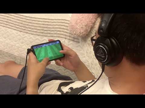 Gaming on smartphone using Behringer HPX6000 Professional DJ Quality Headphone