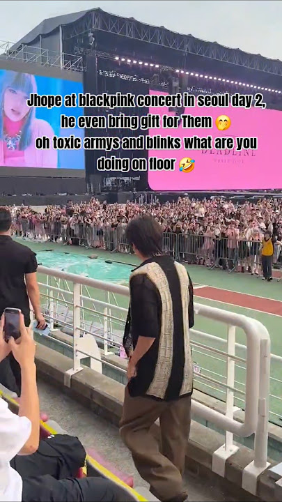 Jhope at BLACKPINK concert in seoul💜#bts #shortvideo #bangpink #jhope #jennie #blackpink