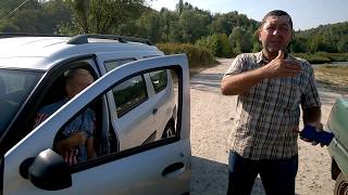 Мітинг громади у селі Улашівка Таращанського району Київська область Україна