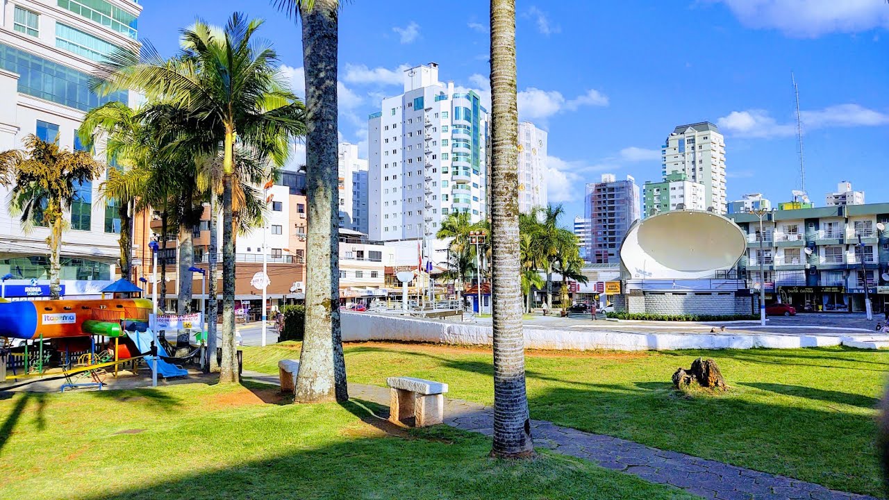 Itapema SC Praça da Paz. dia 21.08.2020 - YouTube