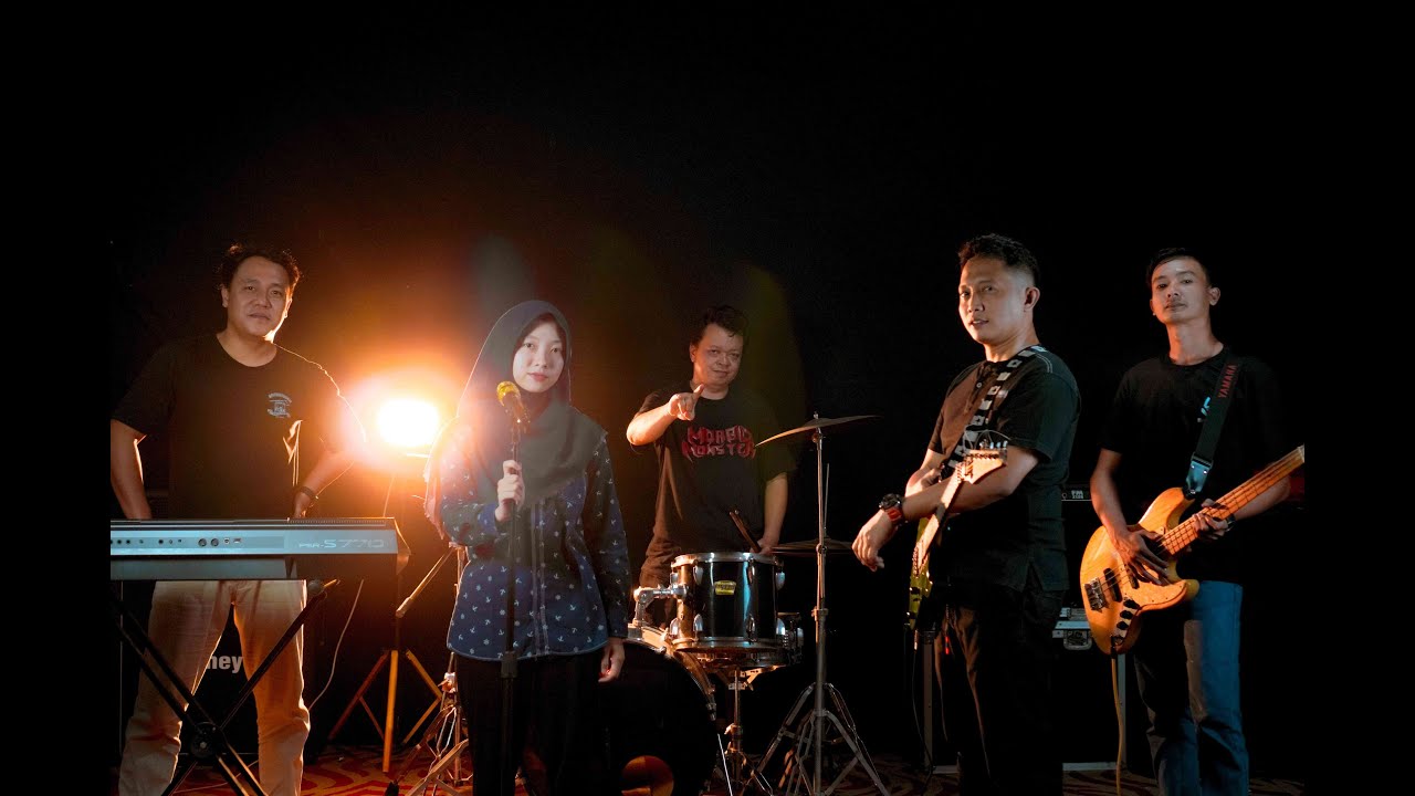 Distance - The Kungkong (official music video)