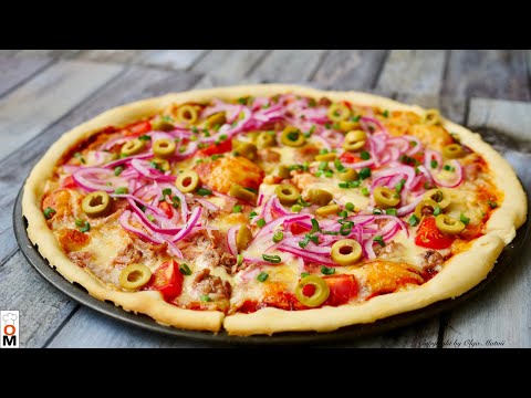 Video: Uzavretá Pizza S Konzervami