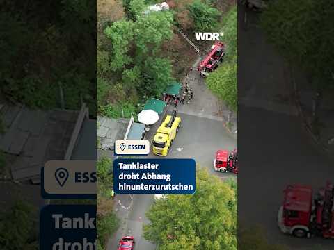Navi-Fail! Tanklaster landet in Böschung | WDR #news #shorts #nrw #unfall #feuerwehr